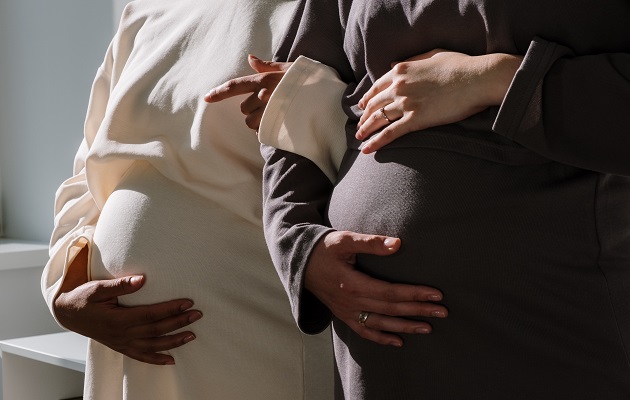It increases the death rate during childbirth in America and Europe It increases the death rate during childbirth in America and Europe