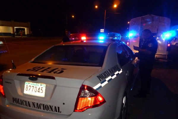 Hay operativos policiales para dar con la o las personas involucradas en la desaparición de la menor de seis años. Foto Archivo