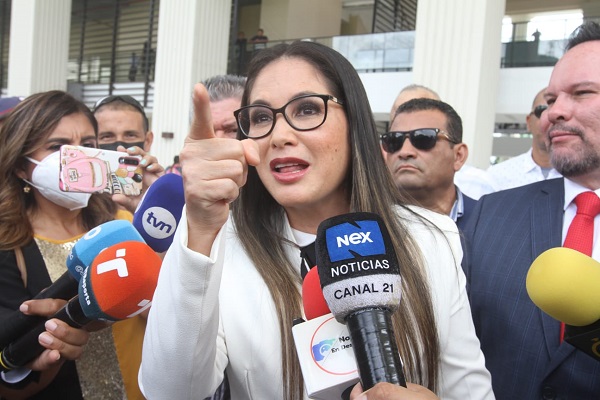 La diputada, prácticamente tendría asegurada su candidatura presidencial y a diputada. Foto: Archivo