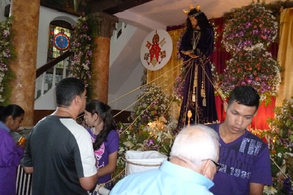 Desde antes de los carnavales los peregrinos comenzaron su viaje para visitara a Jesús Nazareno de Atalaya. Foto. Melquíades Vásquez