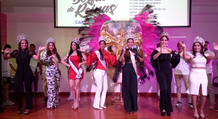 Algunas de las Soberanas que estarán en el desfile. Foto: Víctor Arosemena