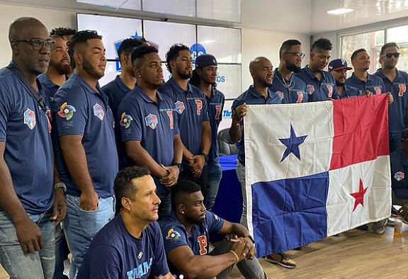 Equipo de Panamá que estará en el Clásico Mundial. Foto: Fedebeis