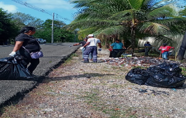 La actividad contó con el apoyo de distintas intituciones públicas. Foto / Junta Comunal de Portobelo.