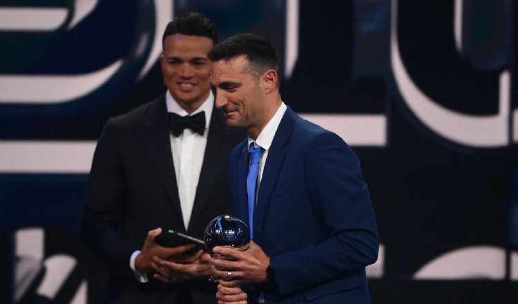 Scaloni will hold a conference in El Salvador