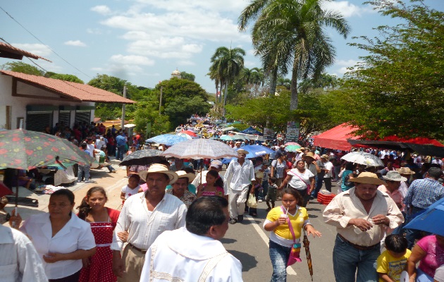 Durante esta feria se benefician muchos productores, pecuarios y comercios. Foto / Melquiades Vásquez.