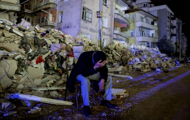 Gobierno turco está luchando contra la desinformación tras sismo. Foto: EFE