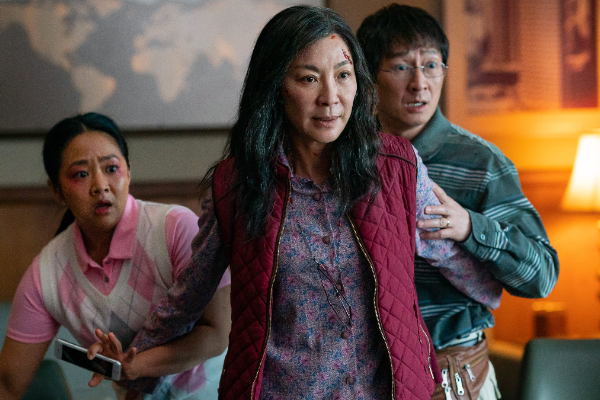 Michelle Yeoh en ''Everything Everywhere All at Once'. Foto: Tomada de IMDb 