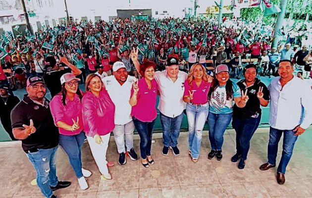 Martinelli y Abrego piden voto al 2. Foto: Cortesía