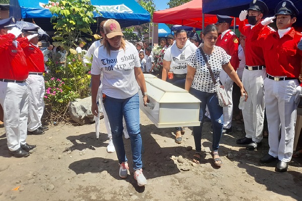 Están a la espera de las pruebas científicas que se llevaron a cabo en cinco residencias cercanas al lugar donde fue encontrada inconsciente la menor el 9 de febrero. Foto. José Vásquez