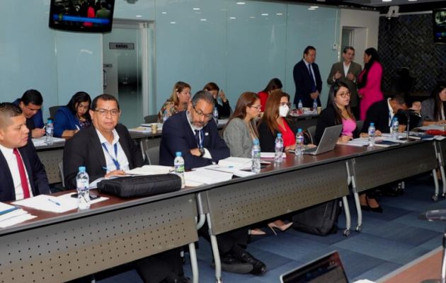 Inicia análisis del tercer libro del proyecto de ley que busca modificar el Código Procesal Civil. Foto: Cortesía