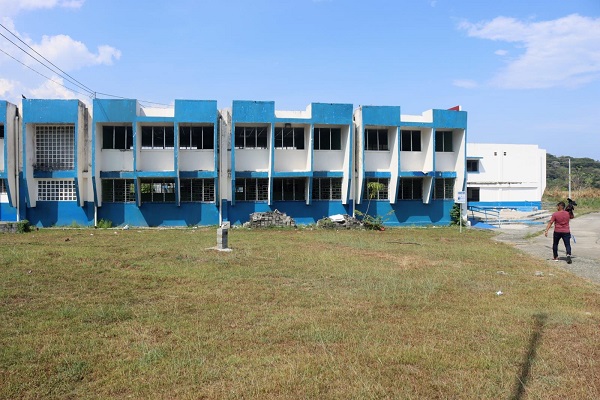 La Universidad Tecnológica de Panamá evaluará las instalaciones del Centro Educativo de Veracruz. Foto. Eric Montenegro