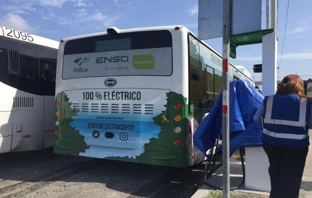 La participación de generación de energía renovable de Panamá es del 81%, mientras que en la de Paraguay es de 100% y en la de Uruguay 98%.