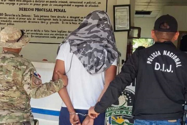 El sábado unidades policiales lograron la captura del presunto homicida que fue puesto a órdenes de la Fiscalía de Homicidio para los trámites correspondientes. Foto. Cortesía