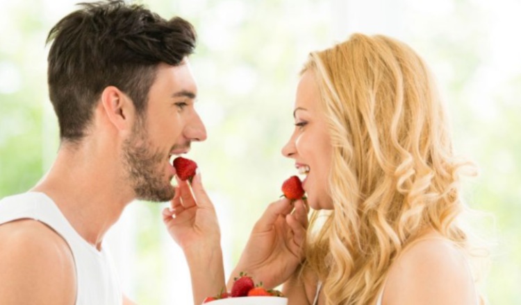 Las fresas estimulan la producción de endorfinas. Pexels