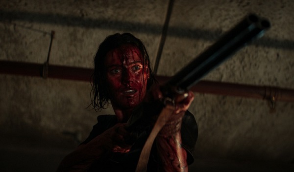 Tape ‘Evil Dead: Awakening’, in Panama