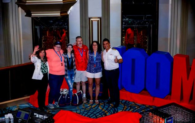 Carnival Cruise Line celebra sus 100 millones de pasajeros. Foto: Cortesía Carnival Cruise Line celebra sus 100 millones de pasajeros. Foto: Cortesía