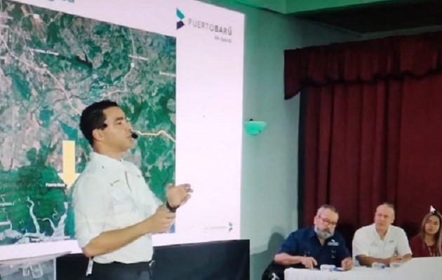 Los representantes del proyecto hicieron acciones de divulgación en la etapa de consulta. Foto: Mayra Madrid ,