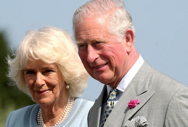 Carlos III, y la reina consorte, Camila. Foto: EFE
