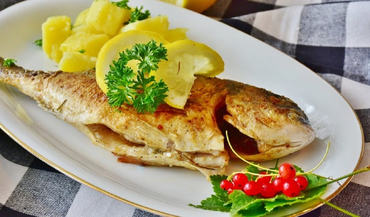 Fish, the protagonist of the Lenten menu