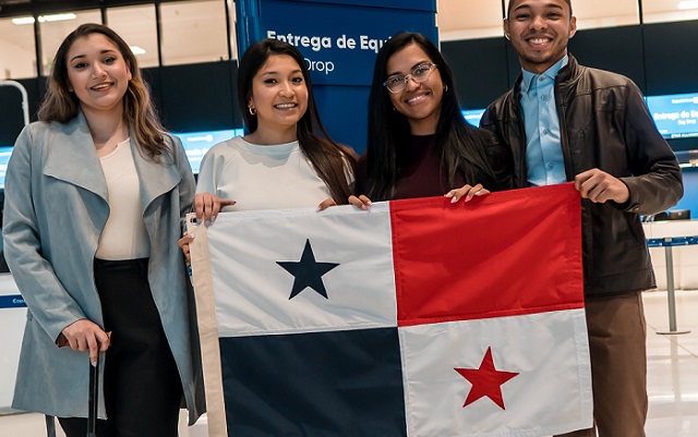 Panamanian students learned about NASA projects