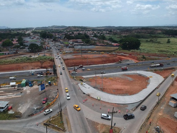 El gobierno enfrenta una deuda significativa en materia de obras de infraestructura, por ejemplo. Foto: Cortesía MOP