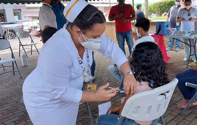 La invención y desarrollo de las vacunas es uno de los logros más importantes de la medicina.Foto / Mayra Madrid.