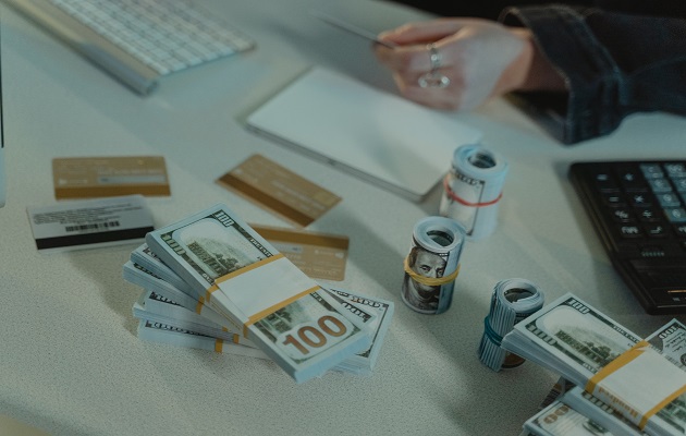 What are the credit references in Panama?
