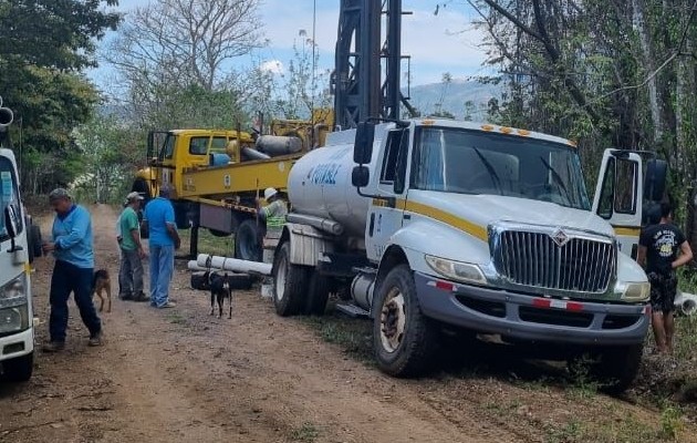 El Idaan ya instaló una tubería alterna para suministrar agua a 12 barriadas. Foto: Eric A. Montenegro,