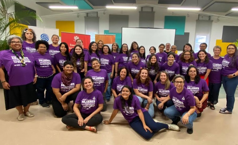 Unas 30 mujeres, entre científicas, periodistas, académicas y otras profesionales participaron de esta iniciativa. Foto: Cortesía