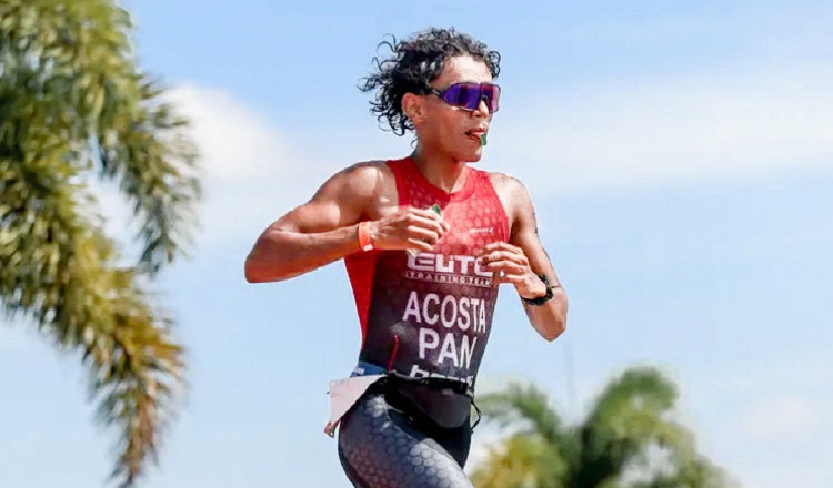 Eric Acosta wins the Portobelo Xtremo and goes higher