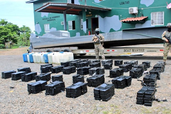 La captura del navío de bajo perfil se logró mediante tareas de patrullaje en el área. Foto. Cortesía Senan