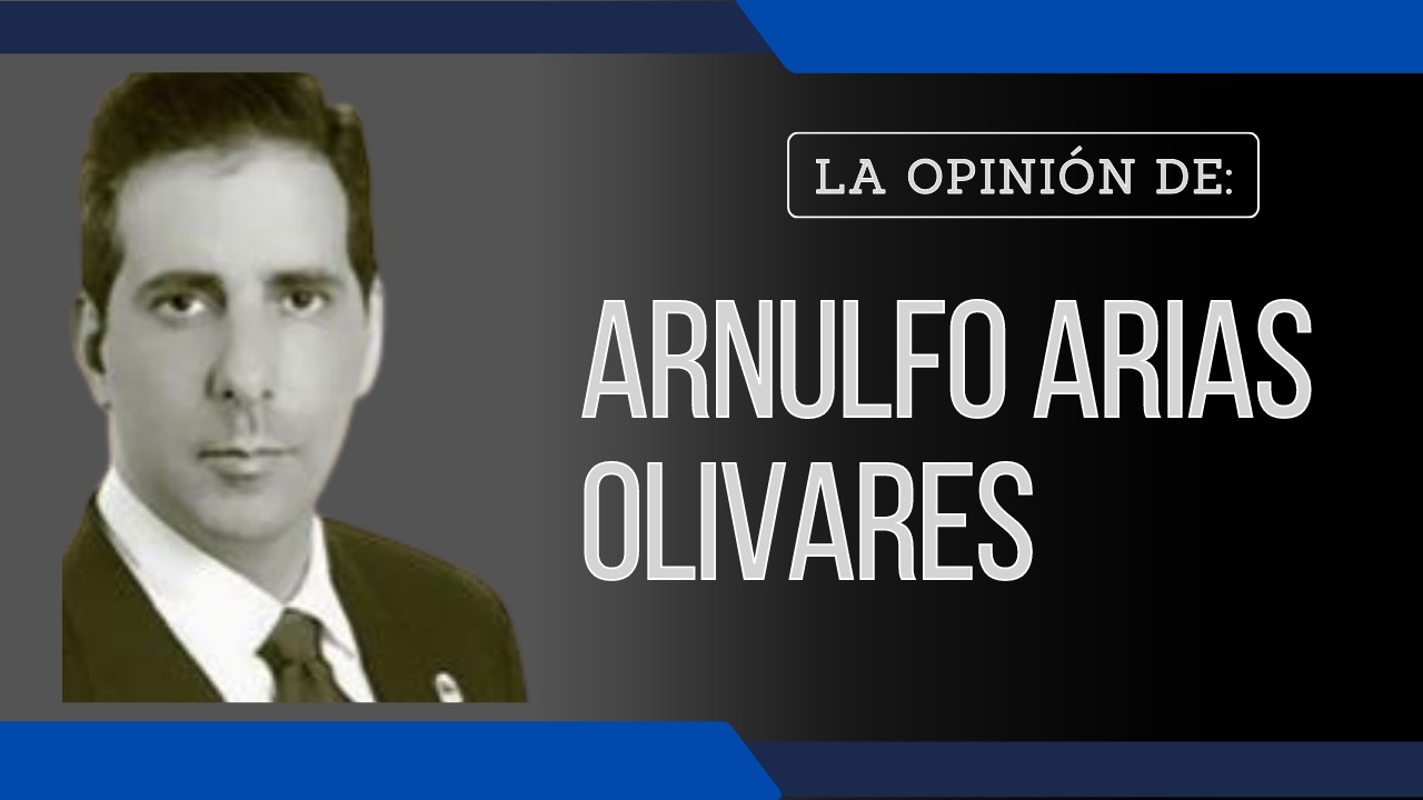 Arnulfo Arias Olivares.