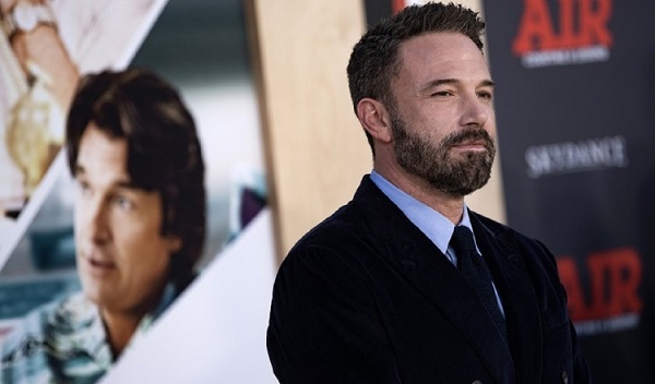 Ben Affleck lideró la primera película de su compañía con su amigo Matt Damon. Foto: EFE / EPA / ETIENNE LAURENT