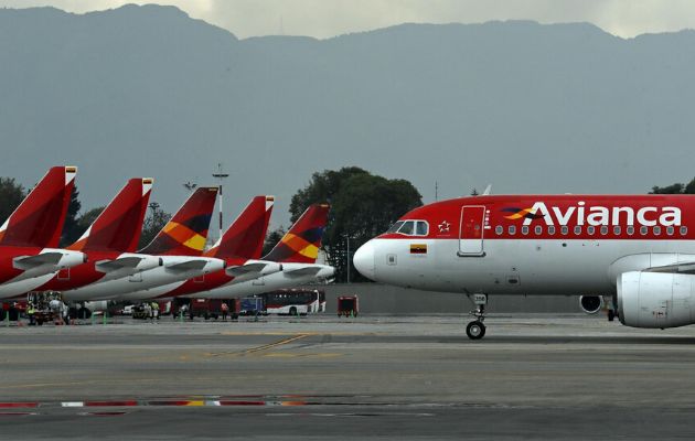 La Aerocivil actualizó las condiciones para la integración de Avianca y Viva. Foto: EFE