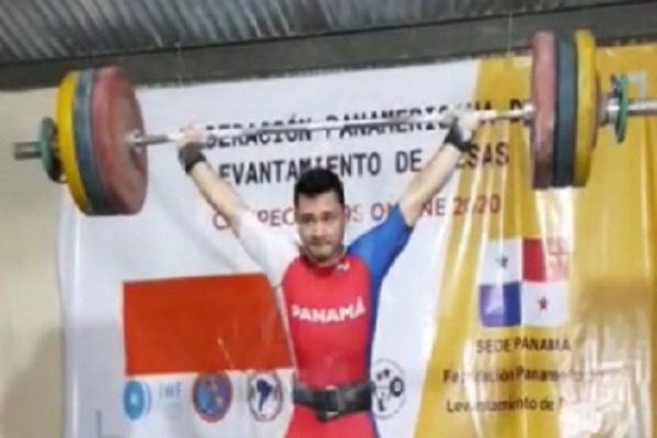 Panamanian weightlifters without competing in international tournaments