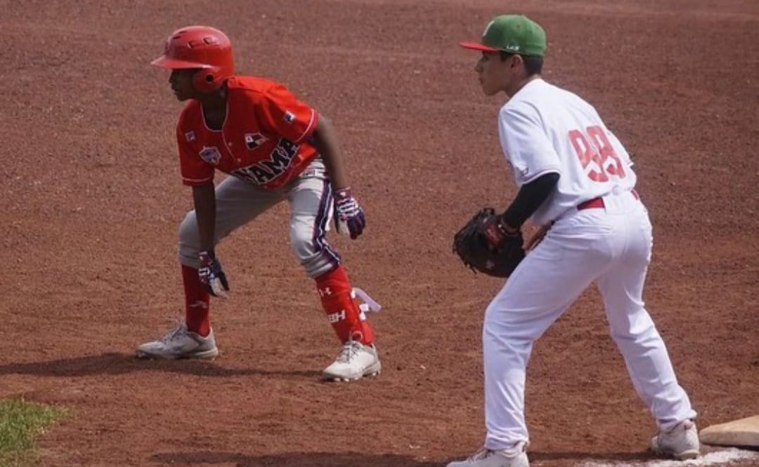 Panamá batalló ante México.