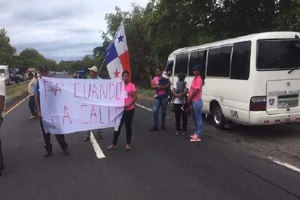 Exigen la reparación de puentes y calles en Chame. Foto. Eric Montenegro.