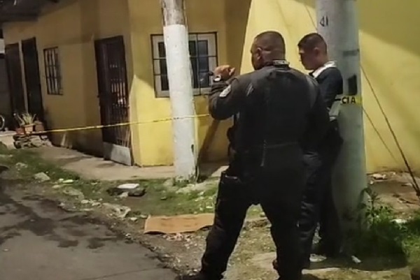 En el sector C de la comunidad de Villa Guadalupe, corregimiento de Cativá, un hombre de 20 años recibió un impacto de bala en el área abdominal. Foto. Cortesía Policía Nacional