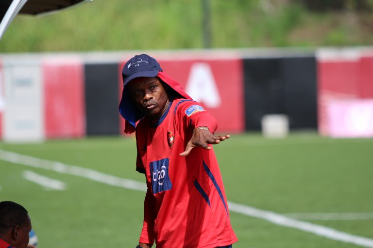 Jorge Dely Valdés, técnico de la Sub-23 de Panamá. Foto: Fepafut