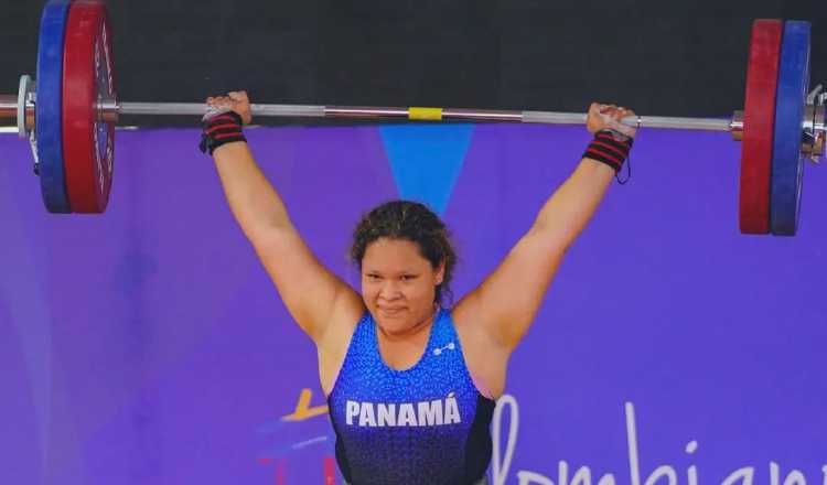 Mariadni Batista de la selección de Panamáde pesas. Foto: COP Mariadni Batista de la selección de Panamáde pesas. Foto: COP