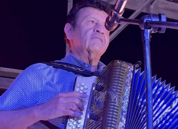 Osvaldo Ayala returned to the stage