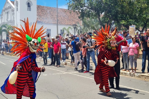 Las actividades iniciaron el sábado 3 de junio y culminarán el 17 de junio, a lo largo de estas fechas se mezclará lo religioso y lo tradicional. Foto. Thays Domínguez