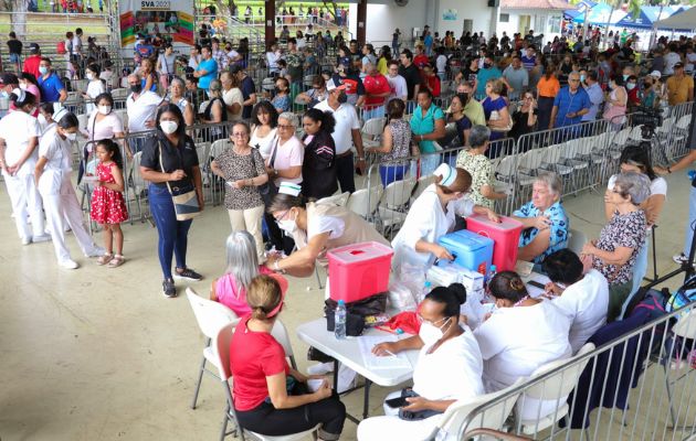 Hay suficientes vacunas para toda la población. Foto: Cortesía Minsa