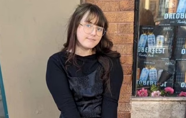 Kayla Lovdahl ahora crea conciencia sobre los riesgos de las transiciones tempranas.