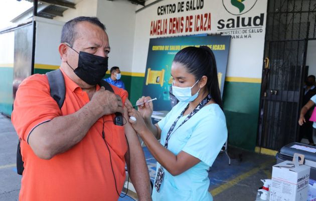 Las autoridades de Salud hacen un llamado a la población para que acudan a vacunarse. Foto Cortesía Minsa