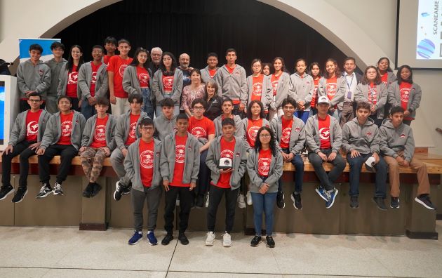 Los 5 estudiantes con el mejor desempeño durante la OliPaCE serán premiados y competirán a nivel internacional.