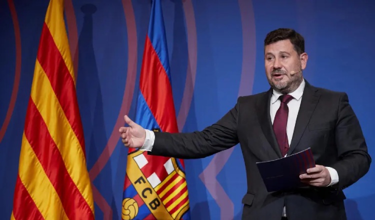 Barcelona is forced to reduce its debt