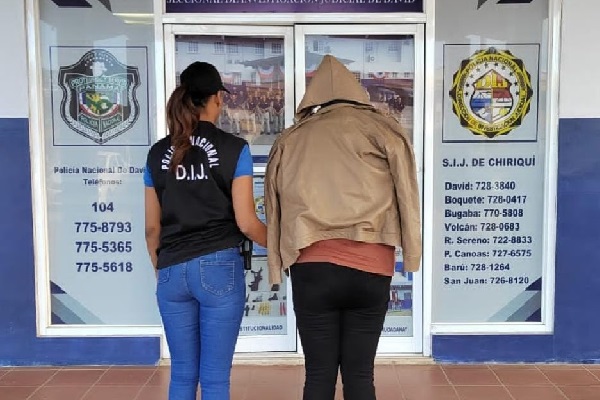 Se recabaron también equipos tecnológicos y documentos varios que serán aportados dentro del proceso de investigación. Foto. José Vásquez