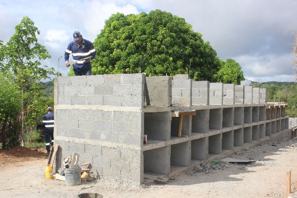 Están construyendo 250 nuevas bóvedas  para tres corregimientos de La Chorrera. Foto. Eric Montenegro