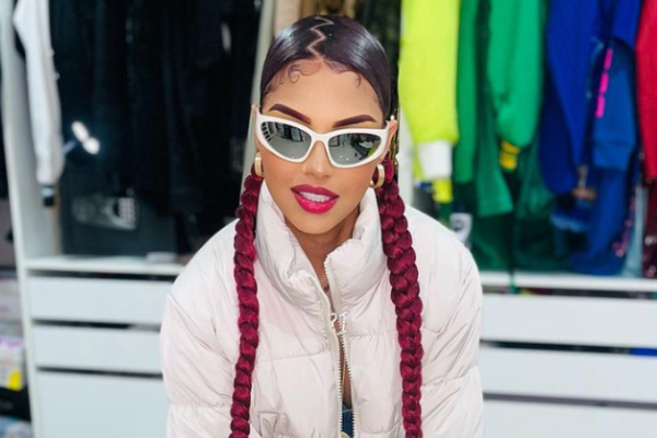 Anyuri responds to criticism for the way she dresses